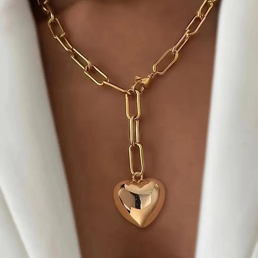 Elegant Sexy Heart-Shaped Pendant Necklace for Women